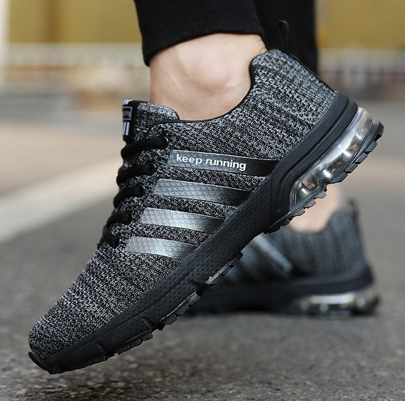 Best selling couple sports shoes breathable mesh outdoor men and women running shoes